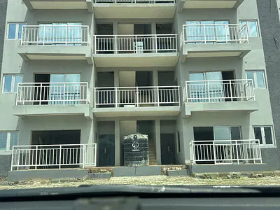 Spacious 2 Bedroom Apartment