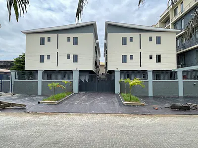 Newly Built 4-Bedroom Maisonette