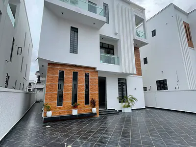 Contemporary 5-Bedroom Fully Detached Duplex with BQ