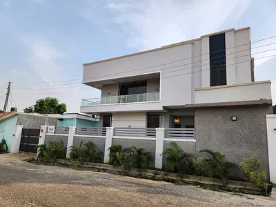 Tastefully Finished 4 Bedroom Detached Duplex