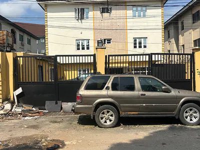 Serviced Luxury Apartment