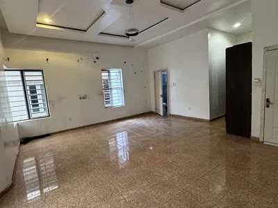 Luxury Spacious Clean Room Masters