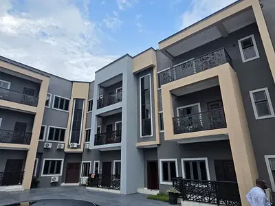 Fully Furnished 2 Bedroom Flat