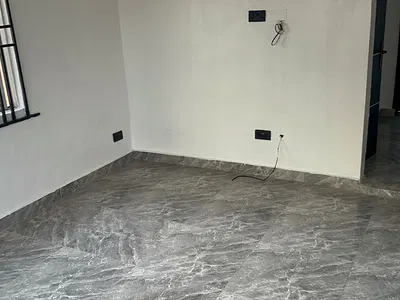 Super Sharp Mini Flat