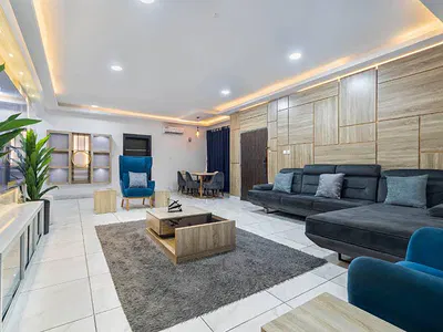 Luxuriously Furnished 3 Bedroom Apartment with Pool
