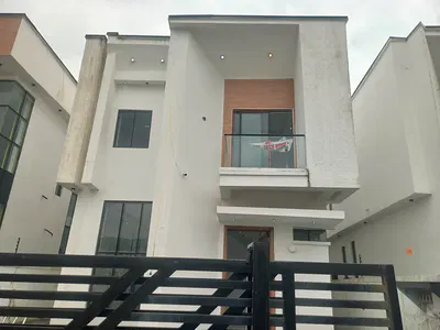 Luxury 4-Bed Fully Detached Duplex+ BQ, Swimming Pool, Cinema. Etc