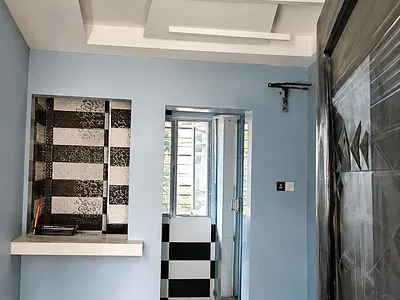 Lovely Roomself Contained