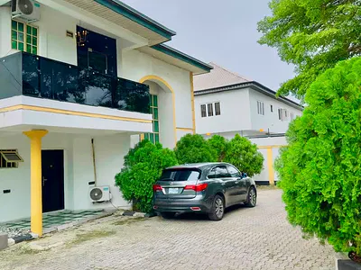 869SQM of Land with Demolishable Detached House. in Prime Location