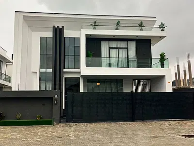 5 Bedroom Smart Detached Duplex