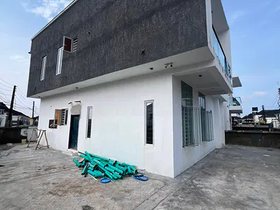 5 Bedroom Detached