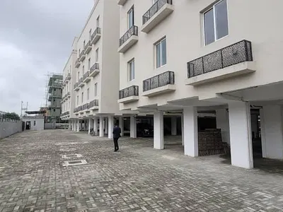 Fully Furnished 1 Bedrooms Apartment Available