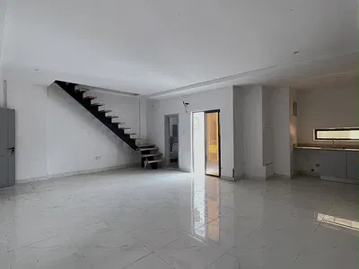 2 Bedroom Maisonette