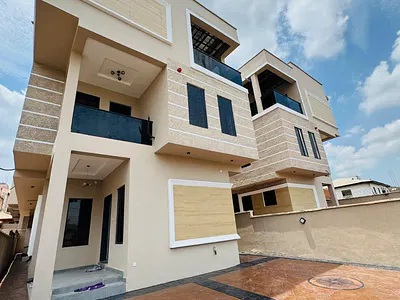 5bedroom Fully Detached Duplex with BQ