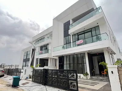 6 Bedroom Detached + BQ