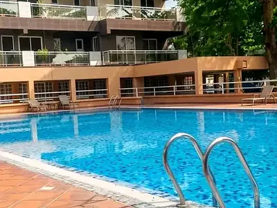 4 Bedroom Apartment