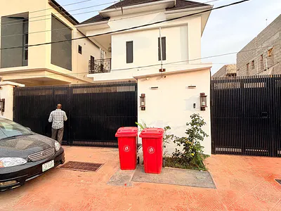 Newly Built 4 Bedroom Fully Detached Duplex with BQ