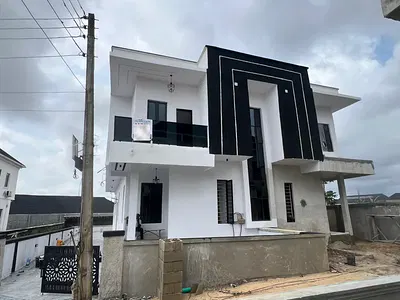 4 Bedrooms Semi Detached Duplex with BQ