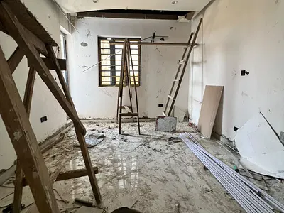 Exclusive 3 Bedroom Penthouse with Private Elevator, BQ, Pool, Gym & P