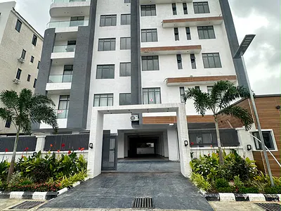 Exquisite Luxury Spacious 3 Bedroom Penthouse with BQ