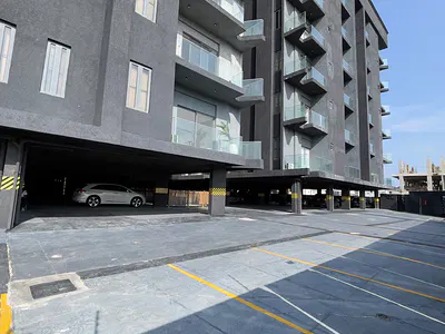 Luxury 3 Bedroom Flat with BQ, Elevator, Swimming Pool & Gym