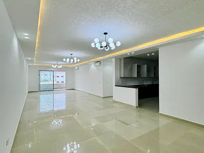 Luxury Waterfront 3 Bedroom Apartments
