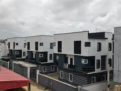 4 Bedroom Terraced Duplex