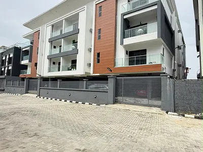Opulent 3bedroom Luxurious Apartment with Elevator