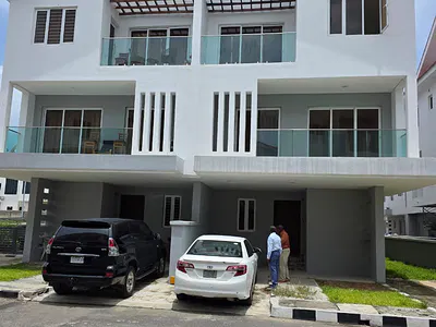 5 Bedroom Fully Detached — Twin Lakes Estate Chevron, Lekki, Lagos