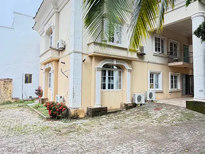5 Bedroom Duplex with BQ