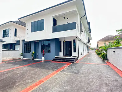 Uniquely-Built Spacious Luxury 5 Bedroom Fully Detached Duplex with BQ