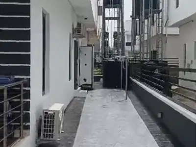 Furnished 3 Bedroom Duplex with BQ Plus 12 Batteries Solar