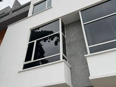 Luxury 5 Bedroom Terraced House