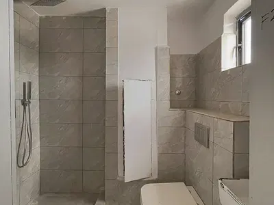 2 Bedroom Maisonette