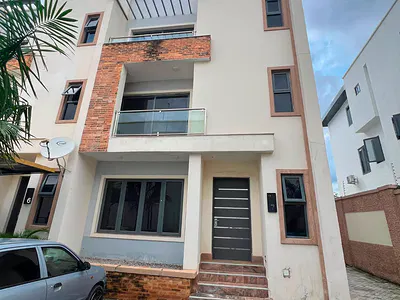 A Well Built 4bedroom Terrace Duplex + 1BQ.