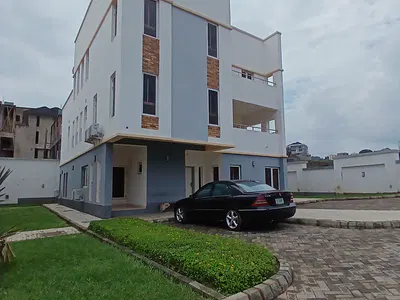 Smart 4 Bedroom Detached Duplex with 1 Room BQ