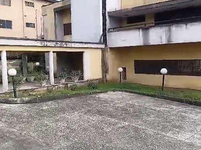1, 600 SQM Land + a Structural Building