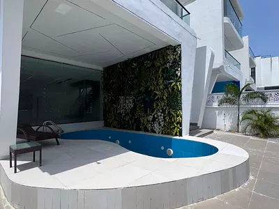 Luxury 5 Bed Fully Detached Duplex with Excellent Facilities