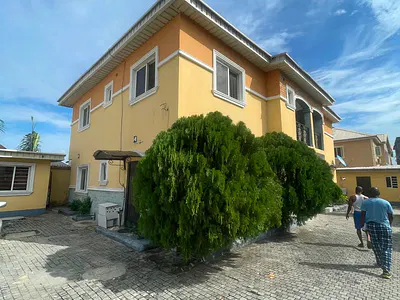 3 Bedroom Flat in a Secure Estate