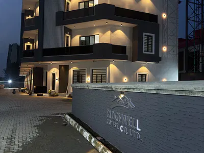 Newly Built & Well Finished 4 Bedroom En-Suite Townhouse Wit 1 Room BQ