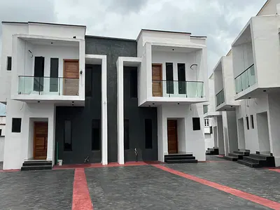 4 Bedroom Terraced Duplex