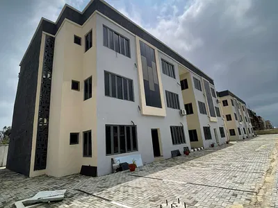 Luxury Mini Flat with Pool, Gym & Tennis Court