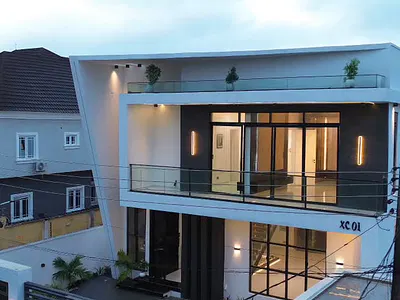 Extravagant 5 Bedroom Fully Detached Duplex