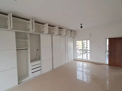 Spacious Penthouse of 4 En Suite Bedrooms + BQ