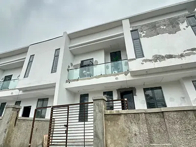 3 Bedroom Terraced Duplex