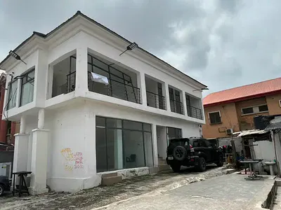 Lock Up Shop / Office Space