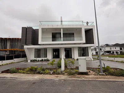 Newly Built 5 Bedroom Semi Detached Duplex with BQ, Cinema, Pool