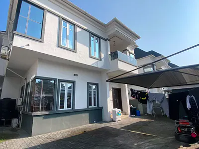 One Room Self Contain with Kitchen