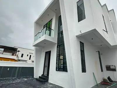 5 Bedroom Fully Detached Duplex with BQ