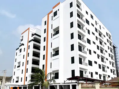 Luxury 4 Bedroom Maisonette
