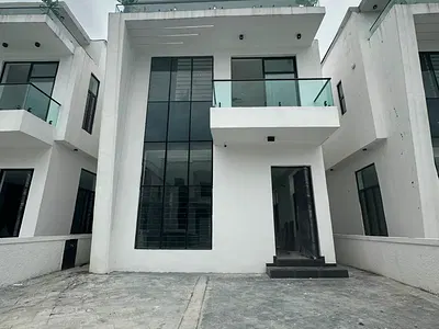 5 Bedroom Fully Detached Duplex with BQ